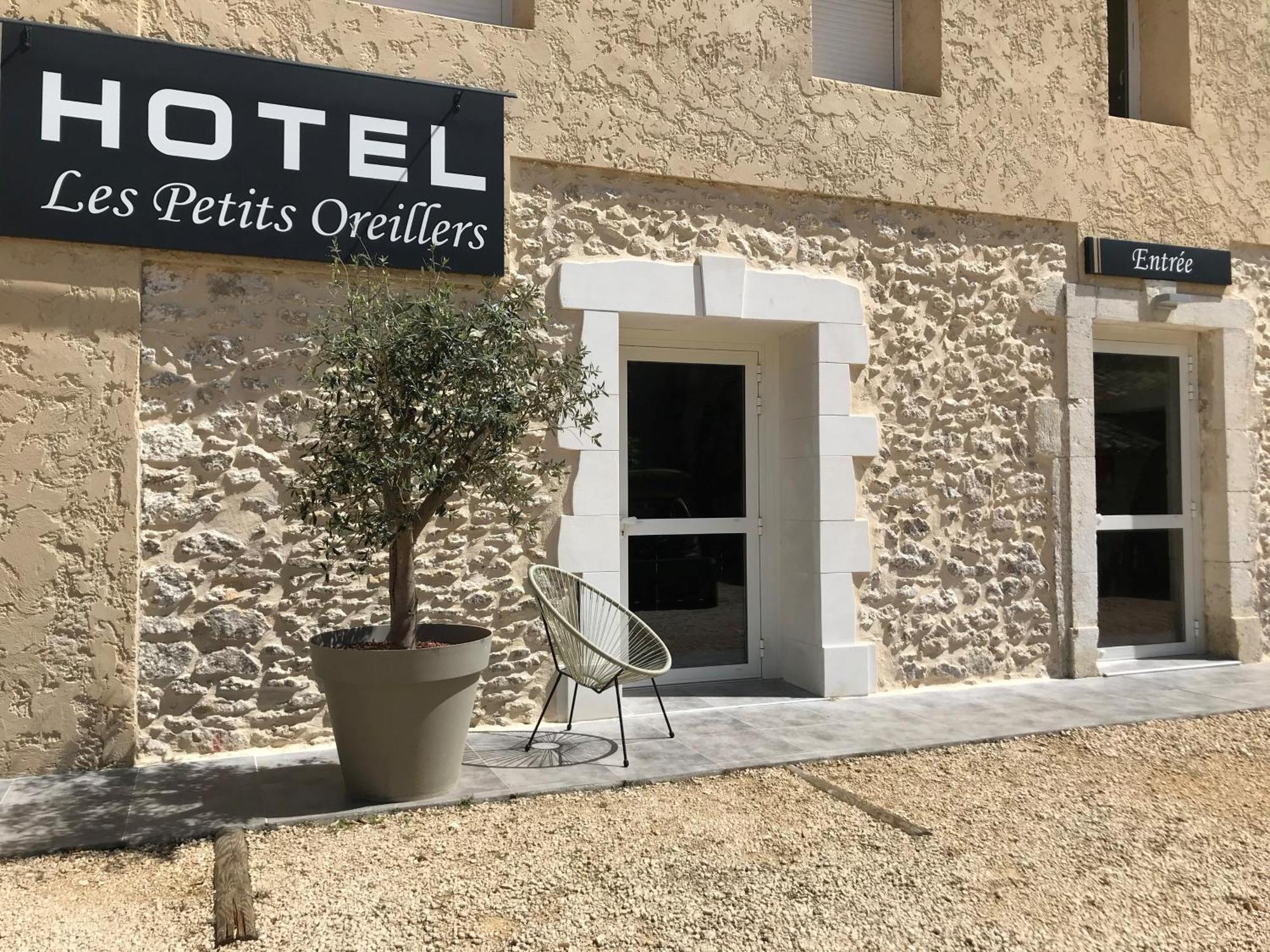 Hôtel Les Petits Oreillers Saint-Martin-dʼArdèche Exterior foto